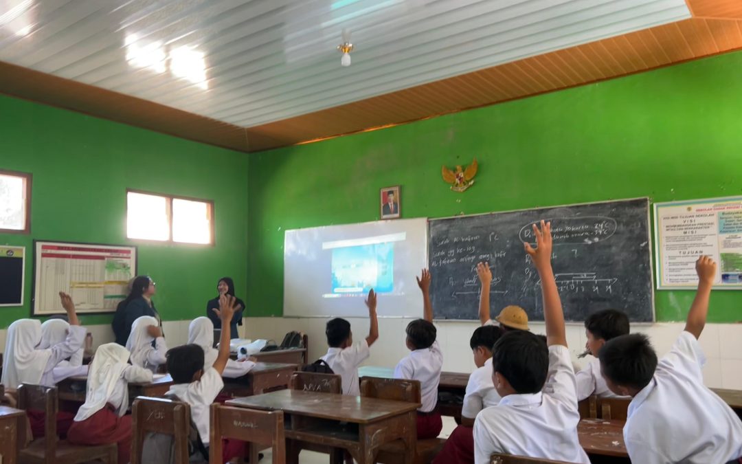 Mahasiswa KKN UNDIP Berkontribusi dalam Pendampingan Kegiatan Belajar Mengajar (KBM) Matematika di Sekolah dengan Media “Matific”