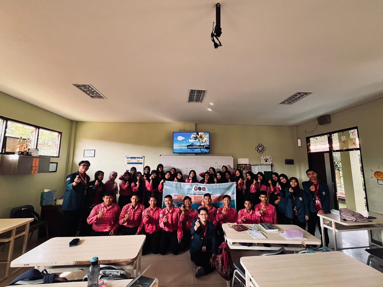 4C6C6886-834B-438F-998F-D48B41D95F2E – Afifah Kamiliya